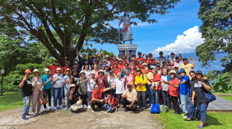 Ibadah Padang Warga Gereja Senior Silo Ibadah Padang Warga Gereja Senior Silo